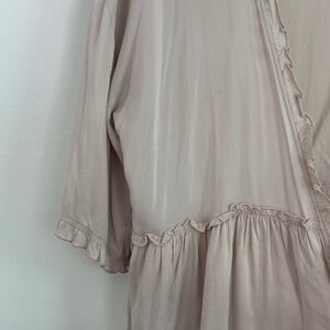 Easel Oversized Women's Cream Ruffle Cardigan